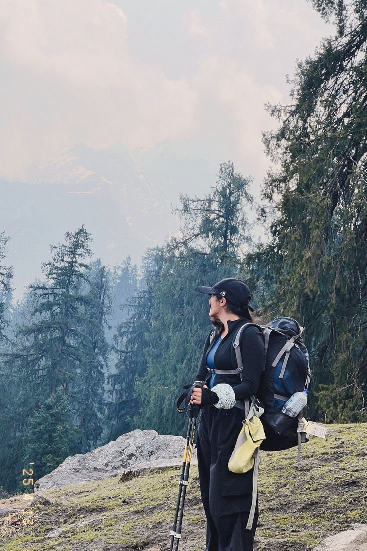 Hampta Pass Trek & Chandratal Lake Adventure, photo 3